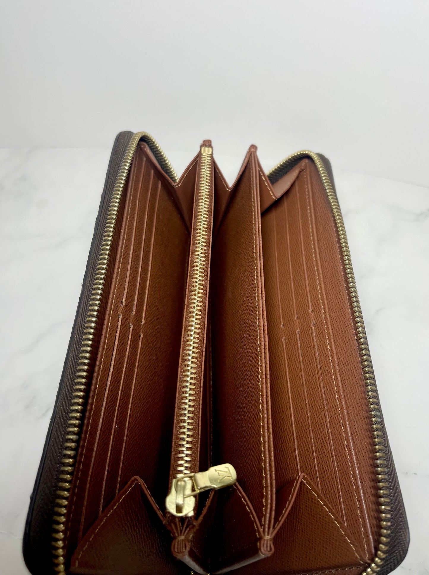 Louis Vuitton Zippy Monogram Wallet
