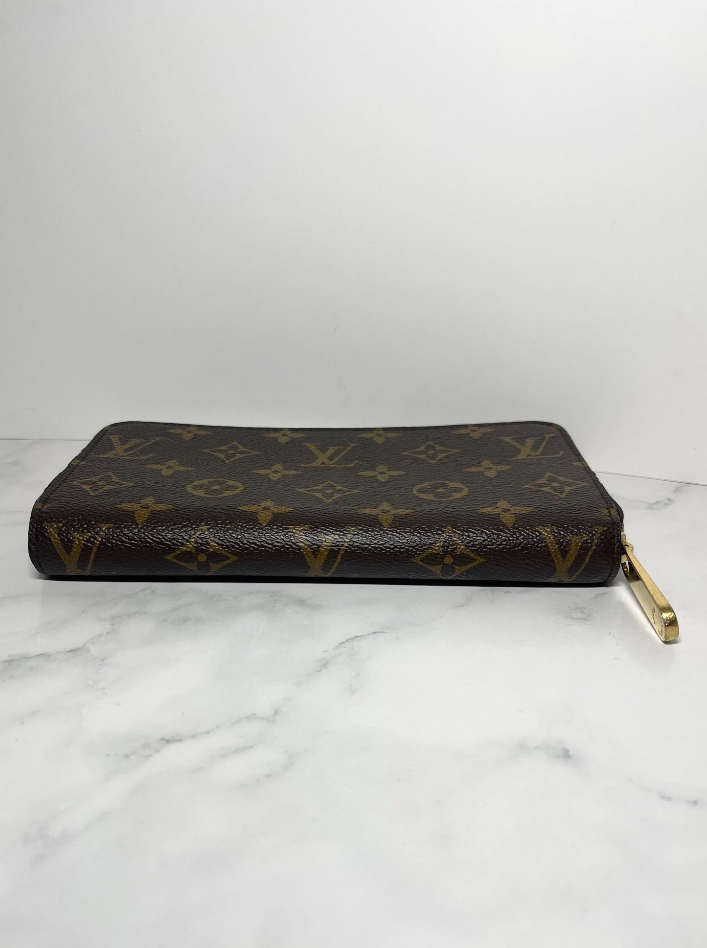 Louis Vuitton Zippy Monogram Wallet