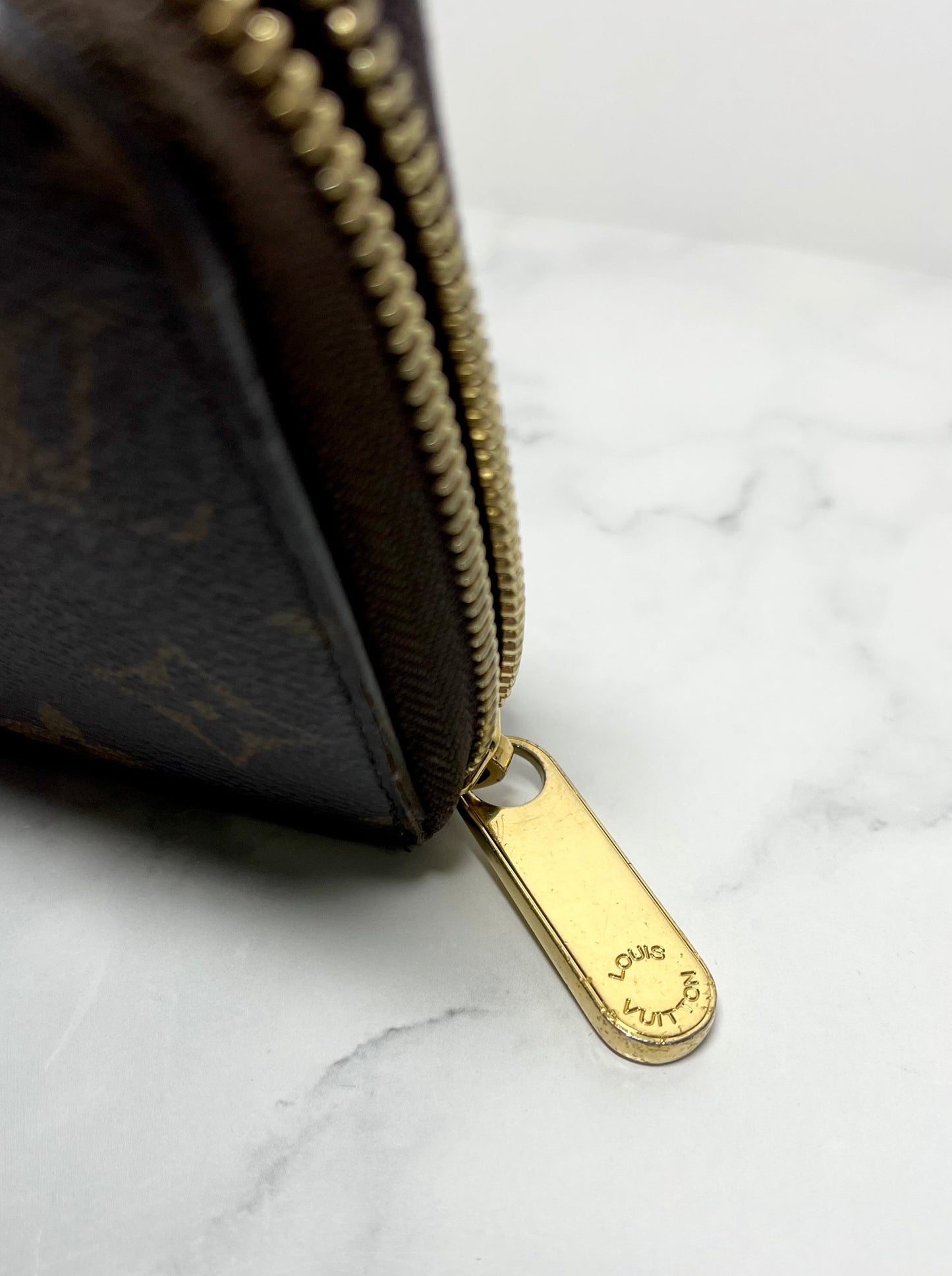 Louis Vuitton Zippy Monogram Wallet