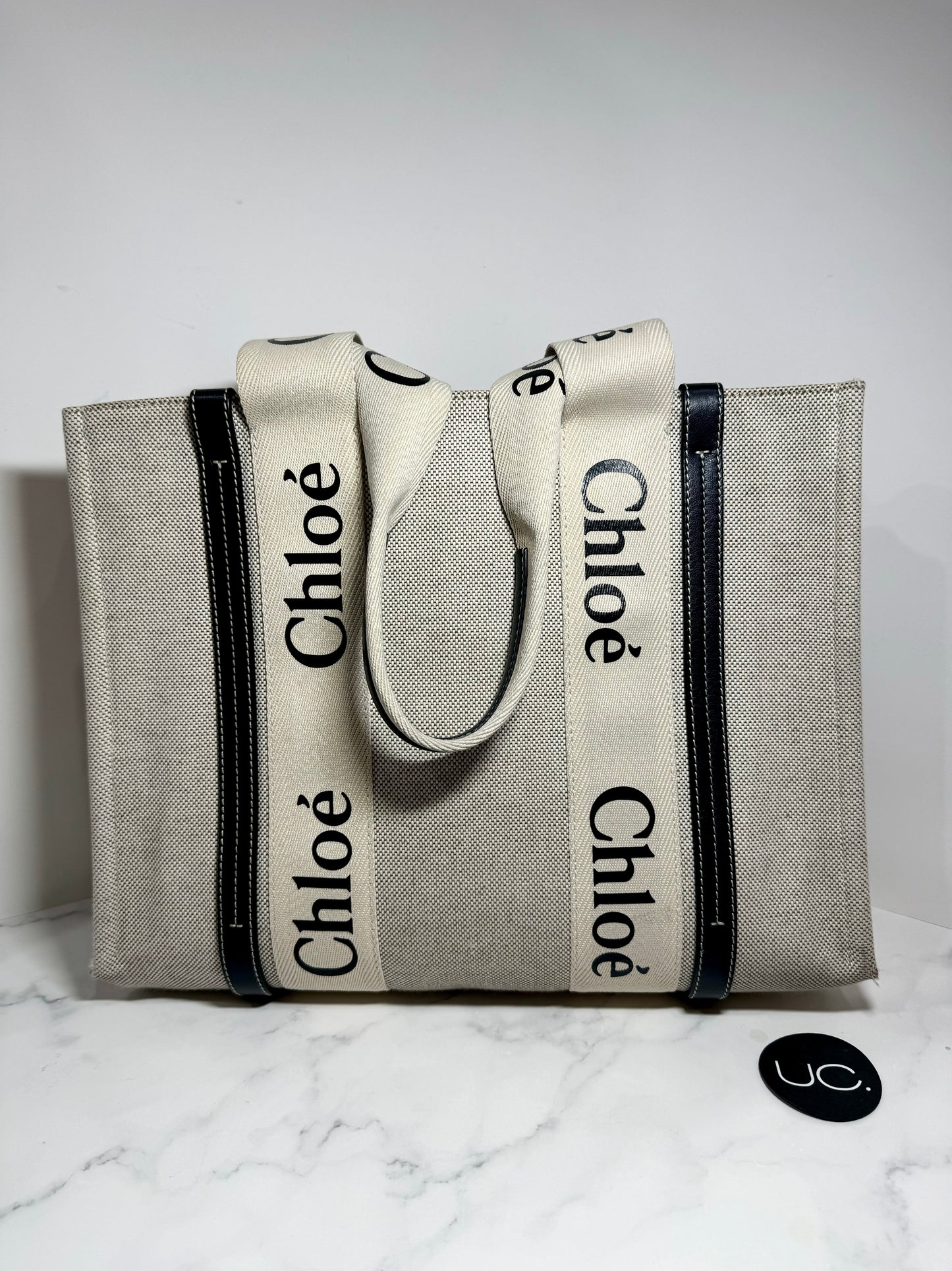 Chloé ‘Woody’ Medium Tote. Linen, White, Navy.