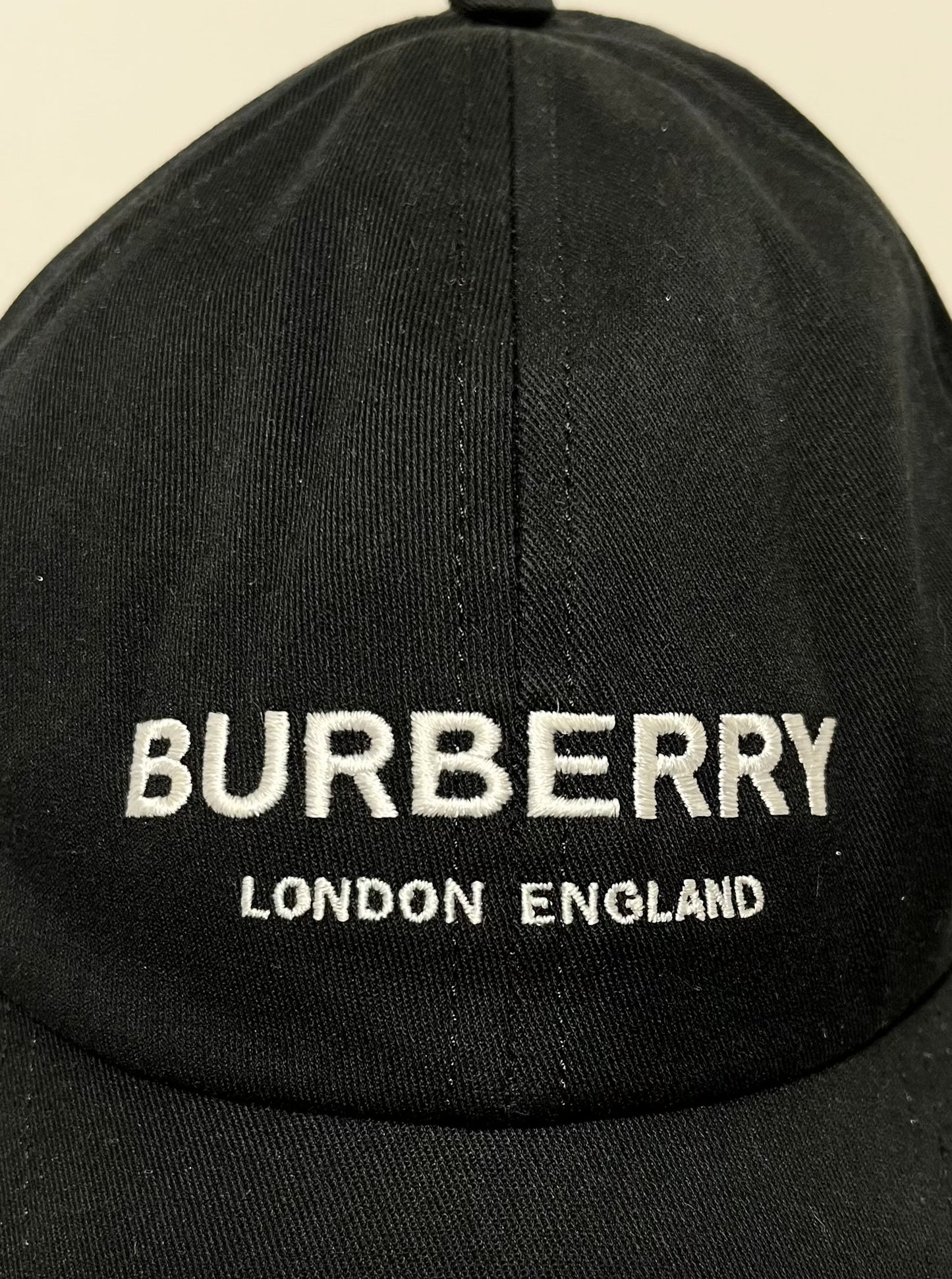Burberry Horseferry Motif Cotton Twill Baseball Cap, Black, Size Large