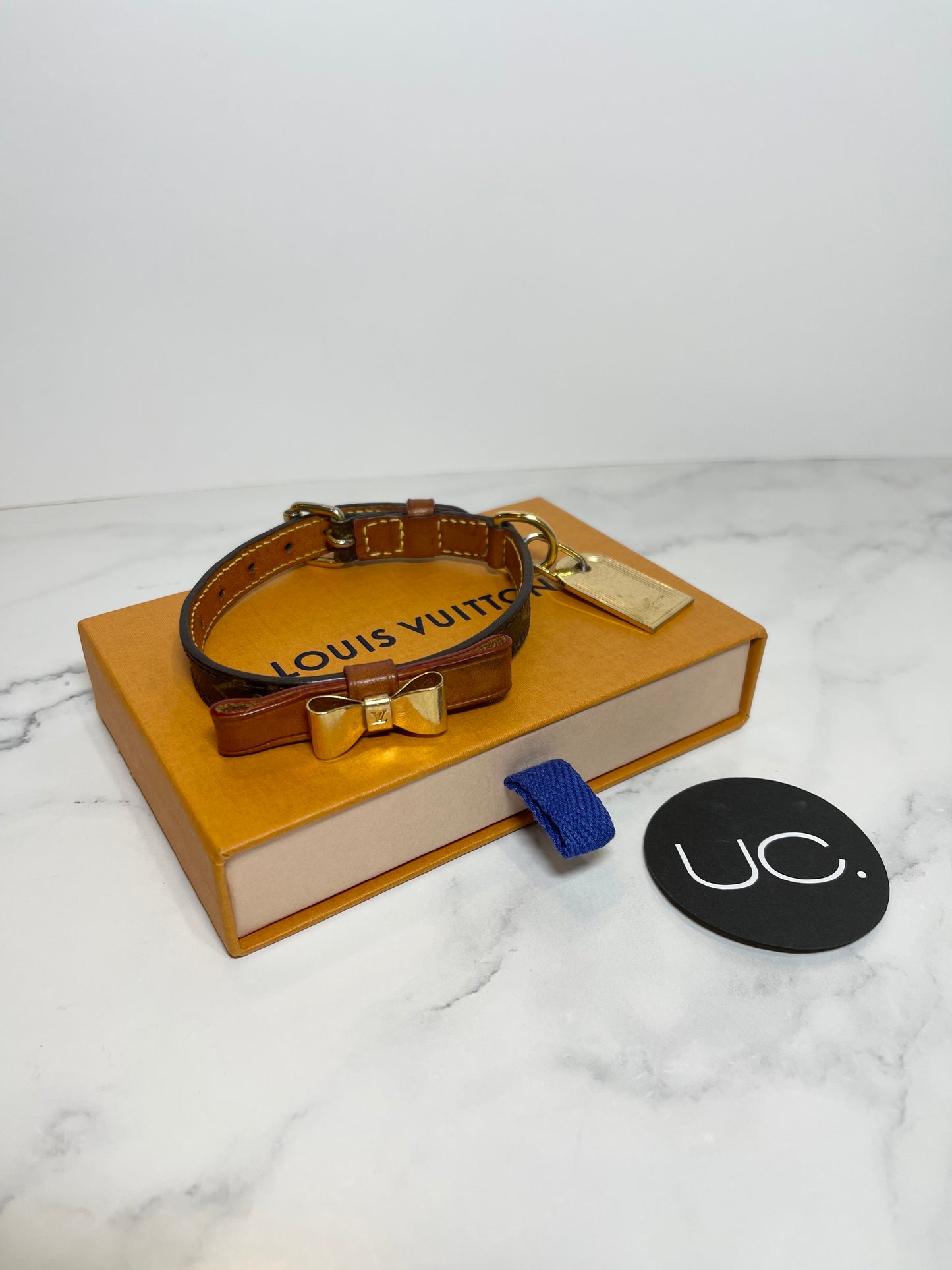 Louis Vuitton Baxter Collar