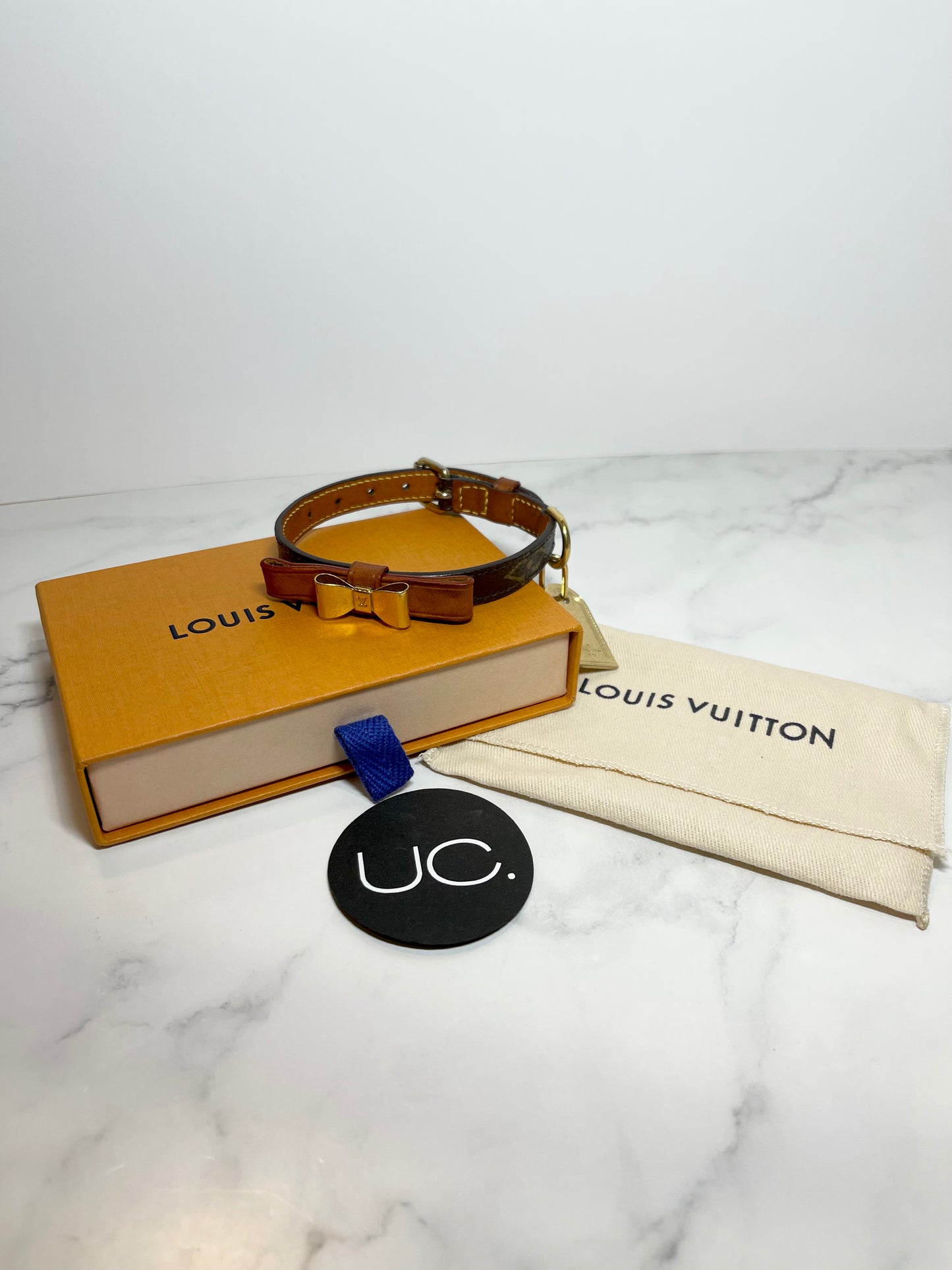 Louis Vuitton Baxter Collar