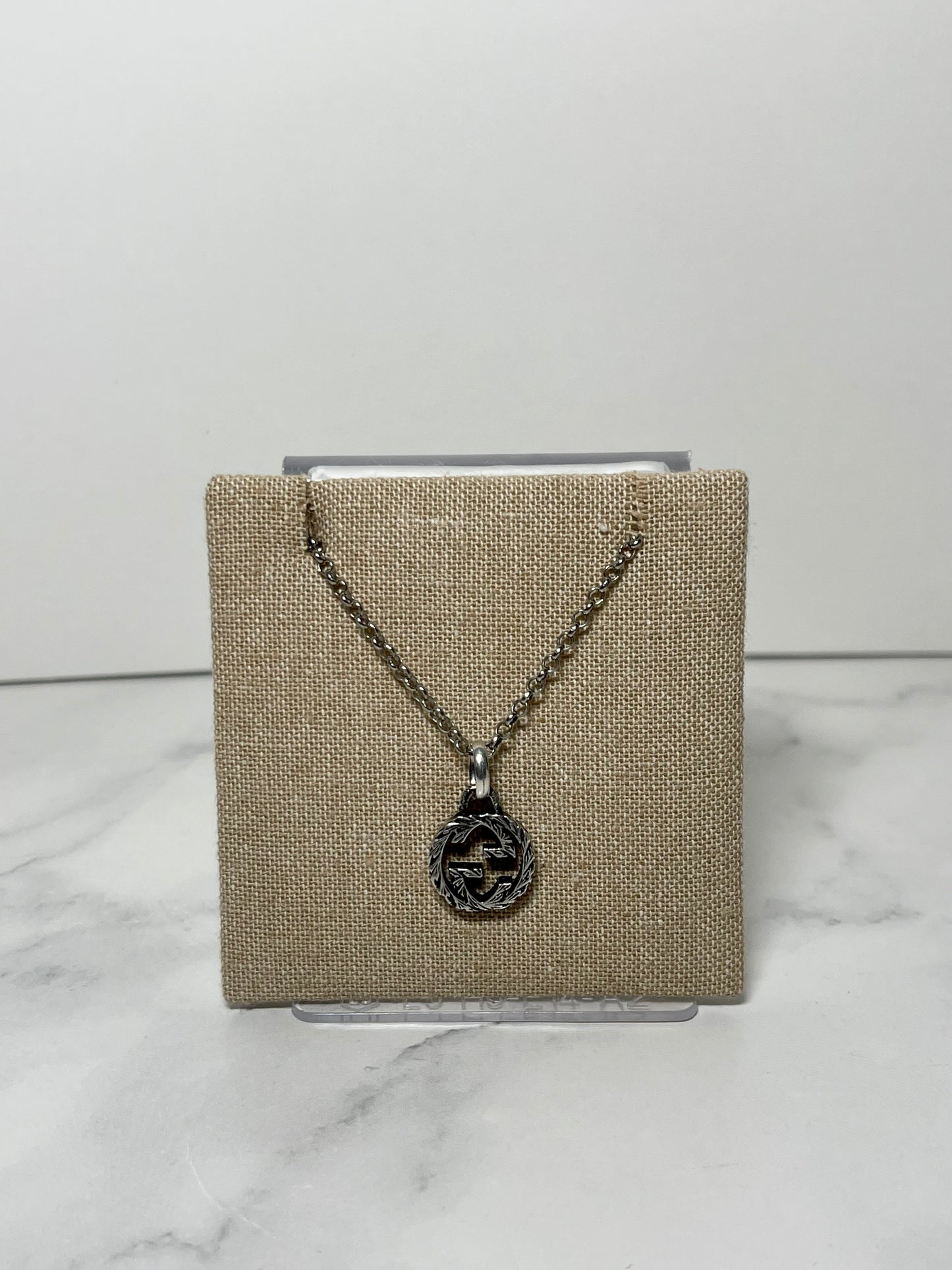 Gucci Textured Interlocking G Necklace