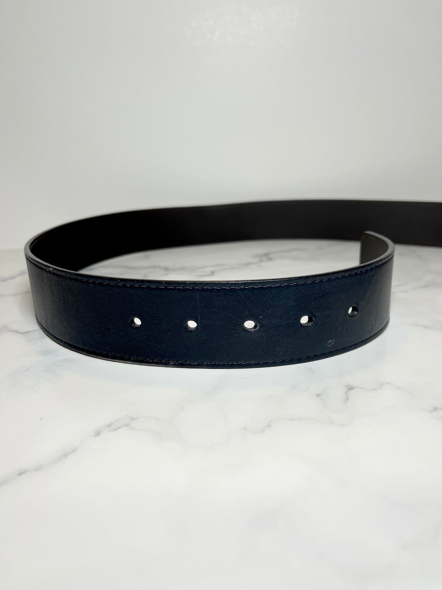 Louis Vuitton Initiales Belt, Size 85
