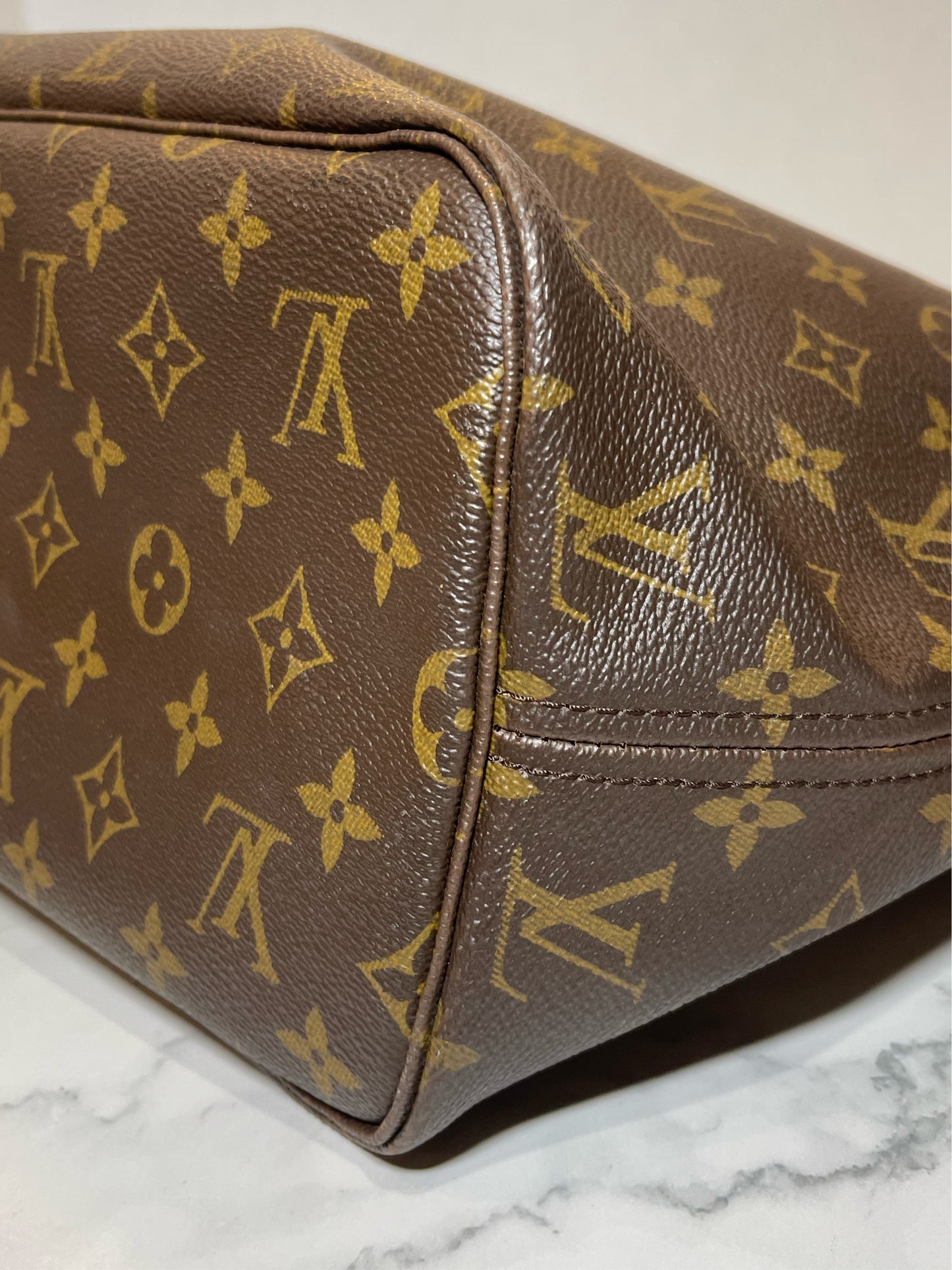 Louis Vuitton Neverfull MM
