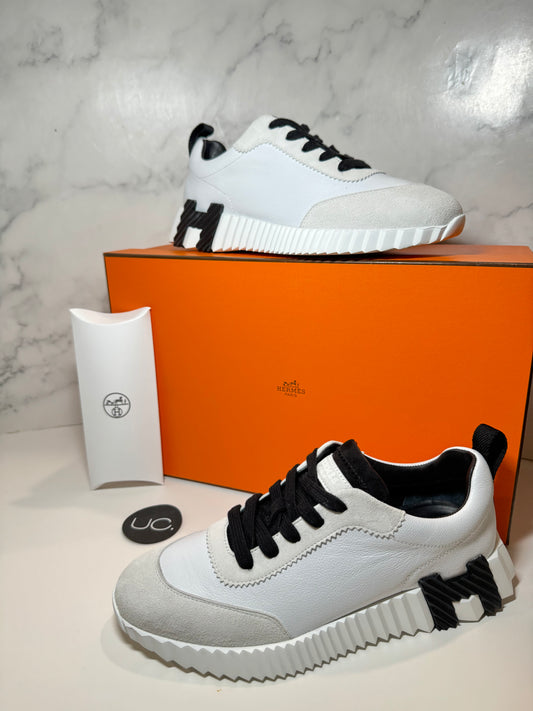 Hermes Bouncing Sneaker, Black/White, Size 38