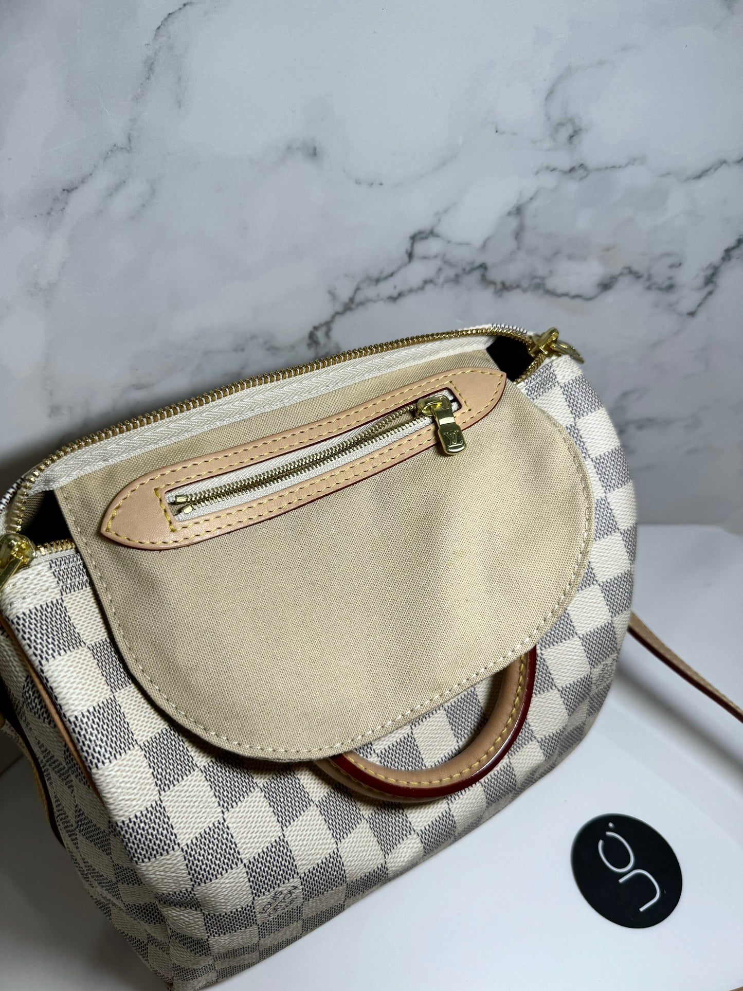 Louis Vuitton
Speedy Bandoulière 25, Damier Azur